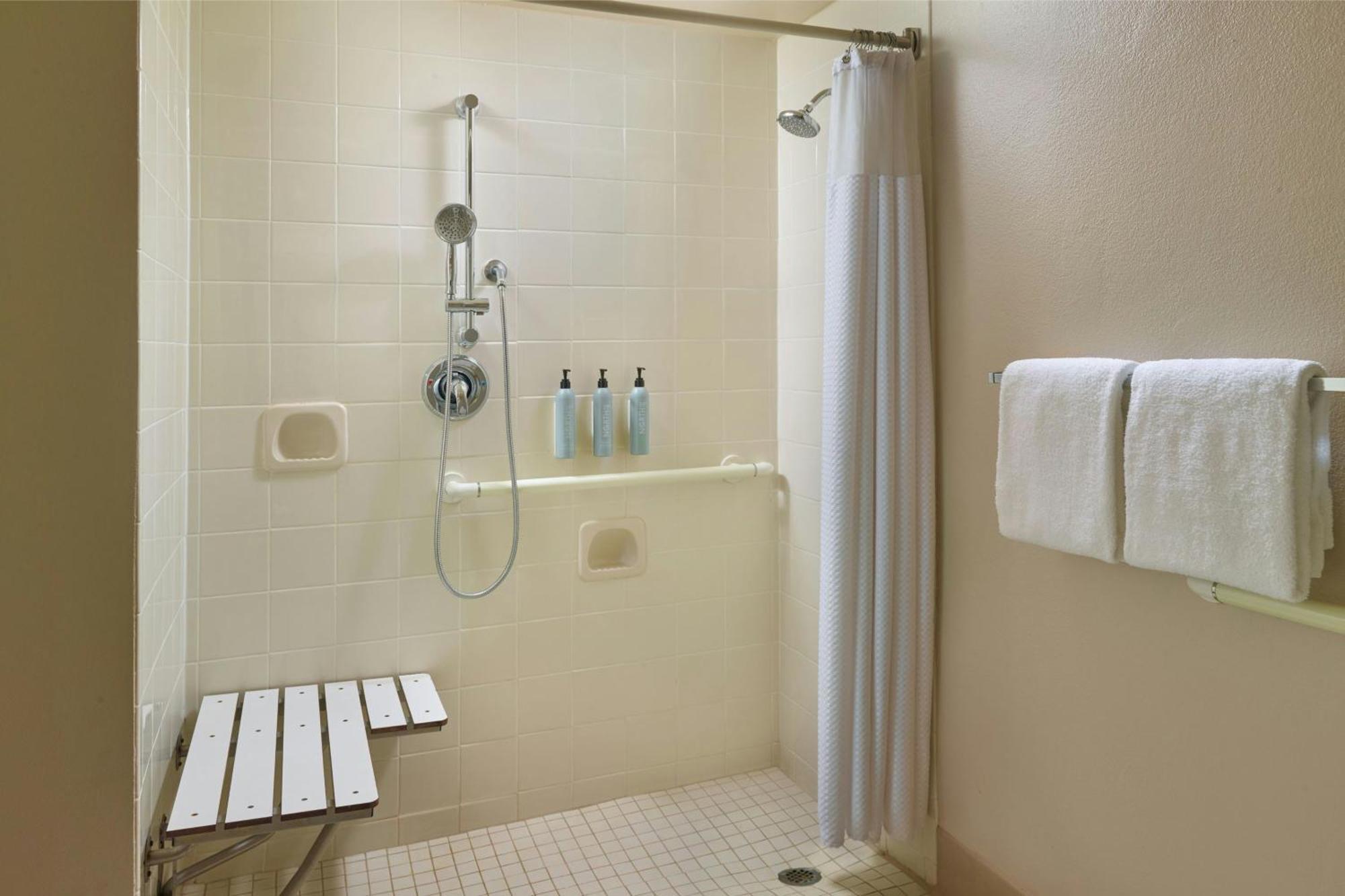 Courtyard By Marriott Baton Rouge Acadian Centre/Lsu Area Hotel Екстериор снимка